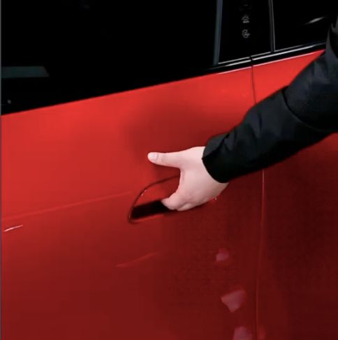  小米汽车安全升级再深化；雷军直播详解新一代SU7机械开门设计。 汽车科技