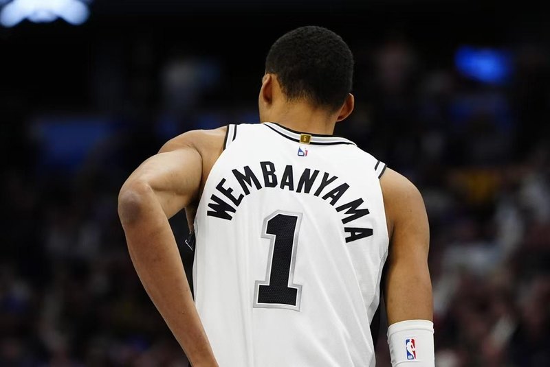  2024赛季格局：数据驱动下的季后赛路径预测 体育新闻 2024赛季格局：数据驱动下的季后赛路径预测 体育新闻