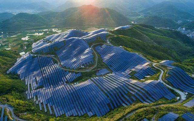  能源博弈底层逻辑：中东危机下的中国战略纵深 股票财经