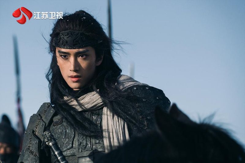  《冰湖重生》技术复盘：九年情怀背后的制作升维与叙事革新 影视小说