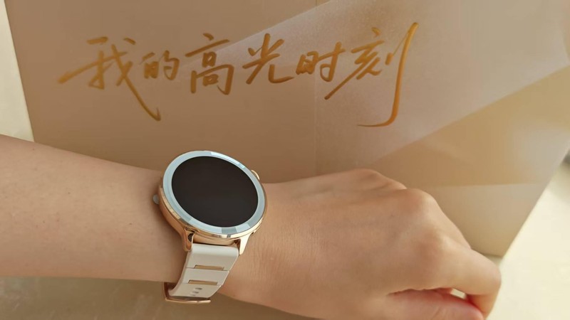  当精密工艺遇见鎏金美学：OPPO「双金」礼盒技术拆解与设计哲学 手机评测