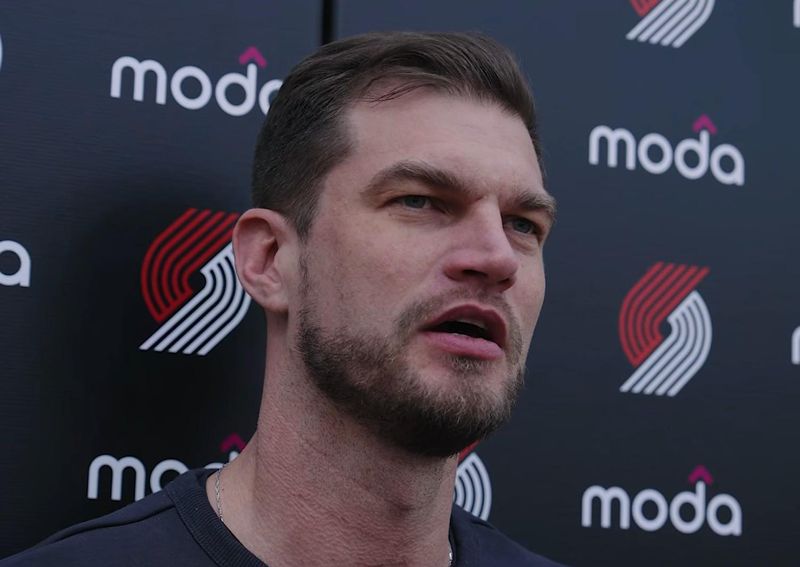 斯普利特的季后赛哲学：拆解文班攻防体系的底层逻辑 体育新闻